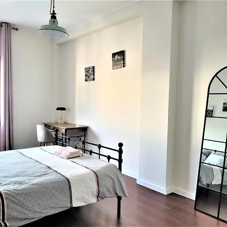 Charm Center 140m2 & Free Parking